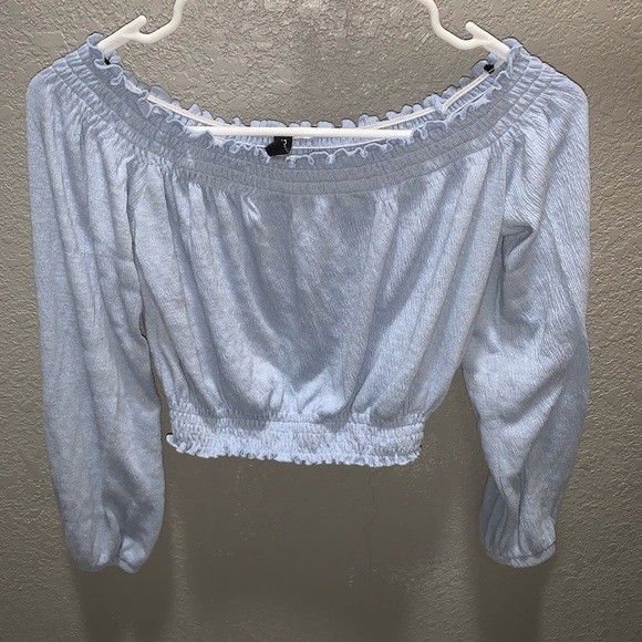 H&M Off the Shoulder Top - Picture 1 of 1